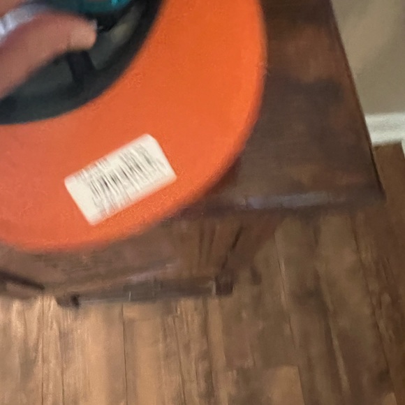 Clink Room Red Pandas hat 7 1/4 - Picture 4 of 4